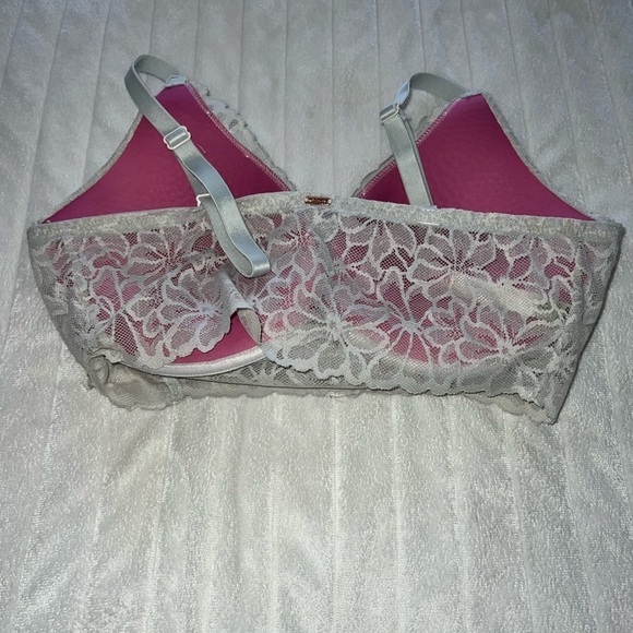 WOMEN’S Victoria secret bra size small D/DD - Picture 3 of 4